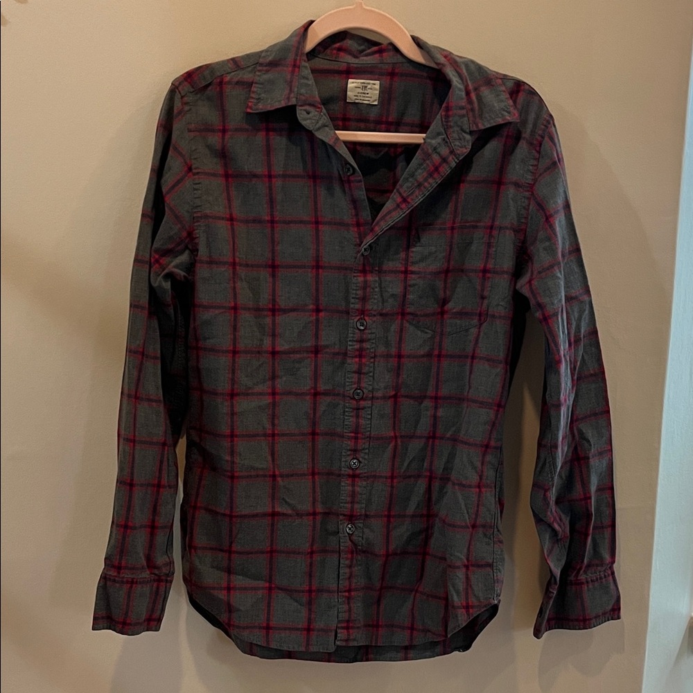 J Crew Men's Gray and Red Checkered Button Down Shirt, Size S 14-14 1/2